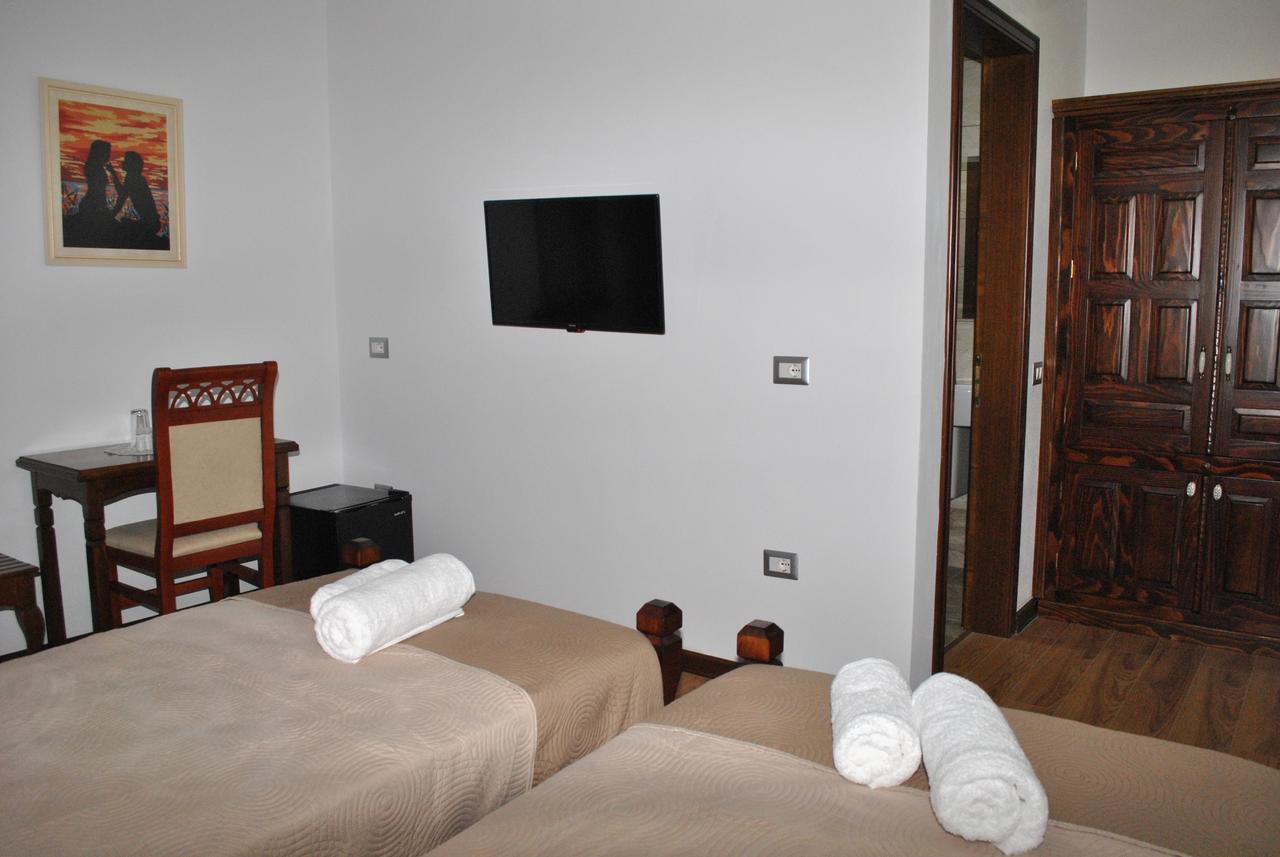 Hotel Kastro Gjirokastër Exterior foto