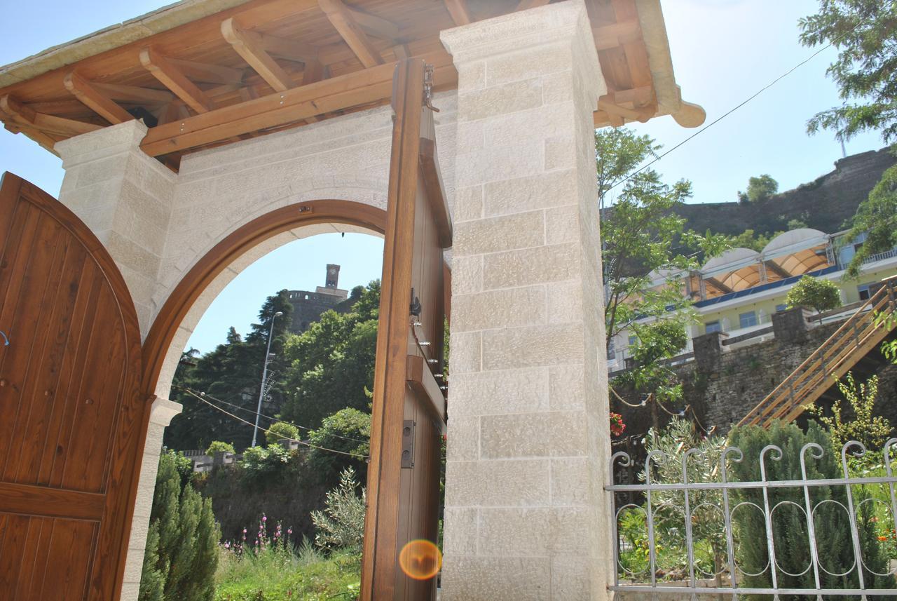 Hotel Kastro Gjirokastër Exterior foto